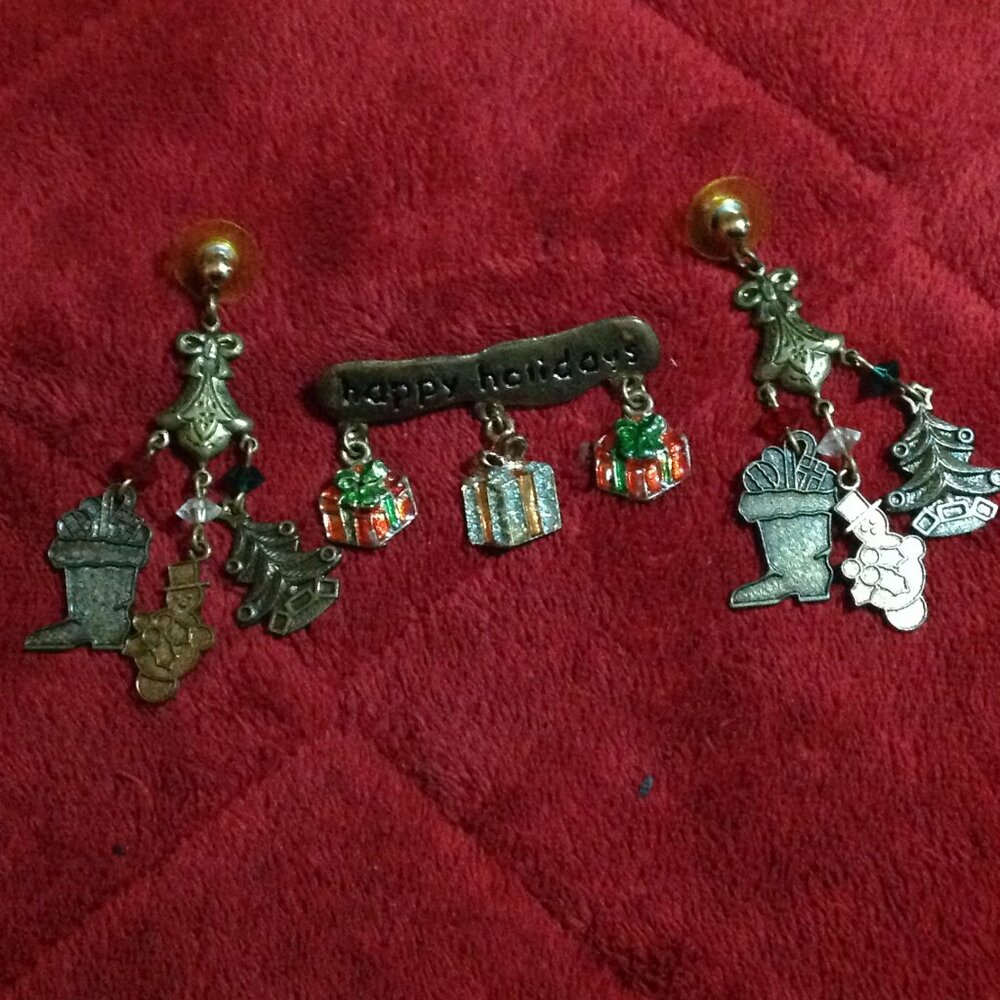 Rare Vintage Copper Christmas Pin and Pierced Earrings For The Collector
